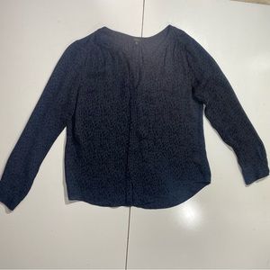 Babaton‎ Aritzia Gray & Black Leopard/Cheetah Print Silk Button Down Shirt M